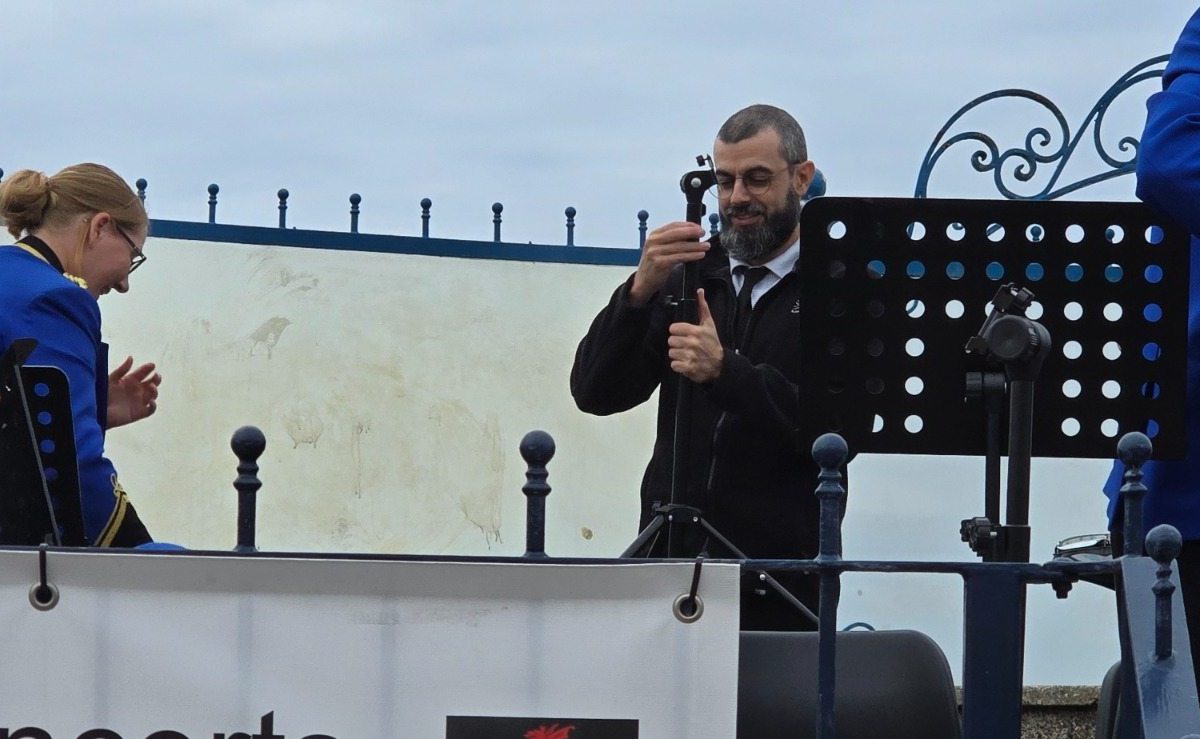 Rob setting a stand
On the Prom 1 June 2026